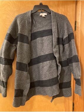 Michael Kors Men's Gray and Black Striped Open-Front Cardigan